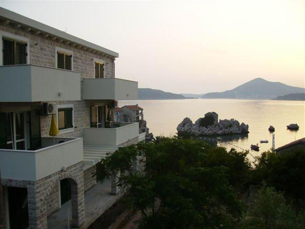 סבטי סטפן Guest House Villa Pastrovka מראה חיצוני תמונה
